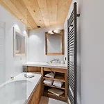 Casa vacanze Ysalpe - Vue Montagne Hammam Sauna Jacuzzi Et Salle Cinéma